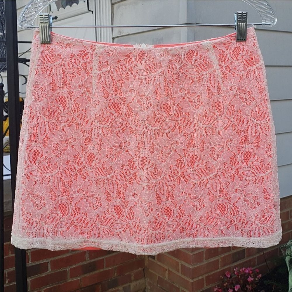 A&M Lace Skirt Medium
